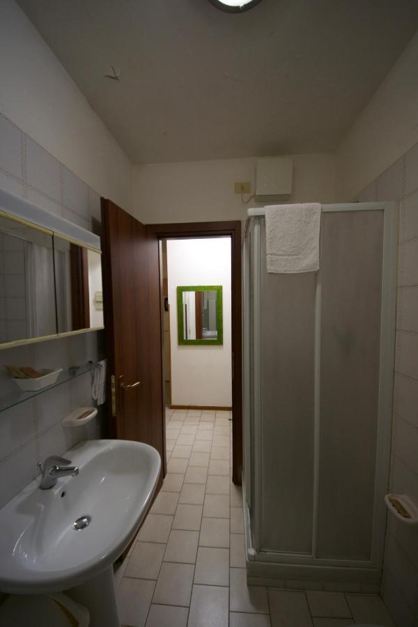 Residence Parmigianino Parma Exterior photo