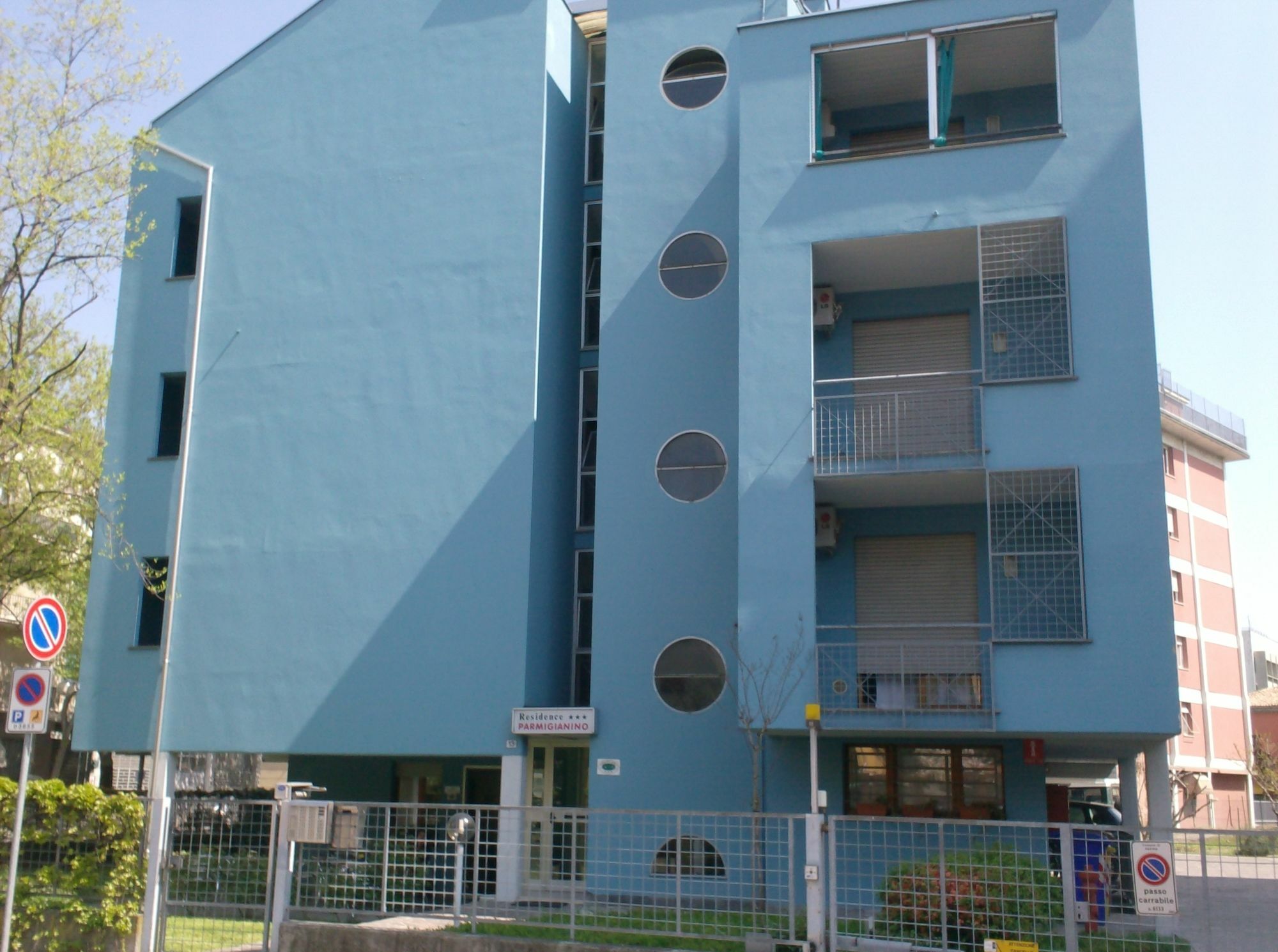 Residence Parmigianino Parma Exterior photo